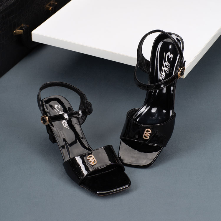 https://ella.vn/wp-content/uploads/2020/06/vuong-sandal-cao-cap-cao-7cm-ela785-2.jpg